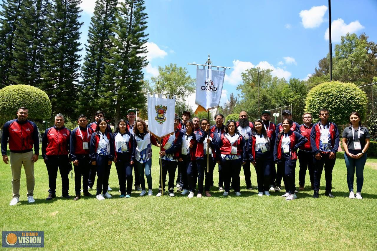 Abanderan a delegación michoacana que participará en Juegos Autóctonos