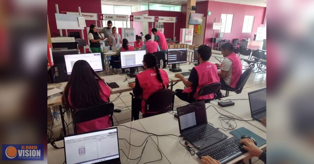 Juntas Distritales del INE en Michoacán, realizan simulacro del PREP