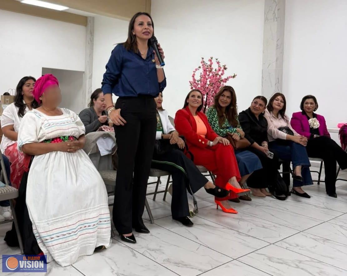 Participa CJIM en Encuentro de Mujeres Emprendedoras organizado por el colectivo Agua de Té
