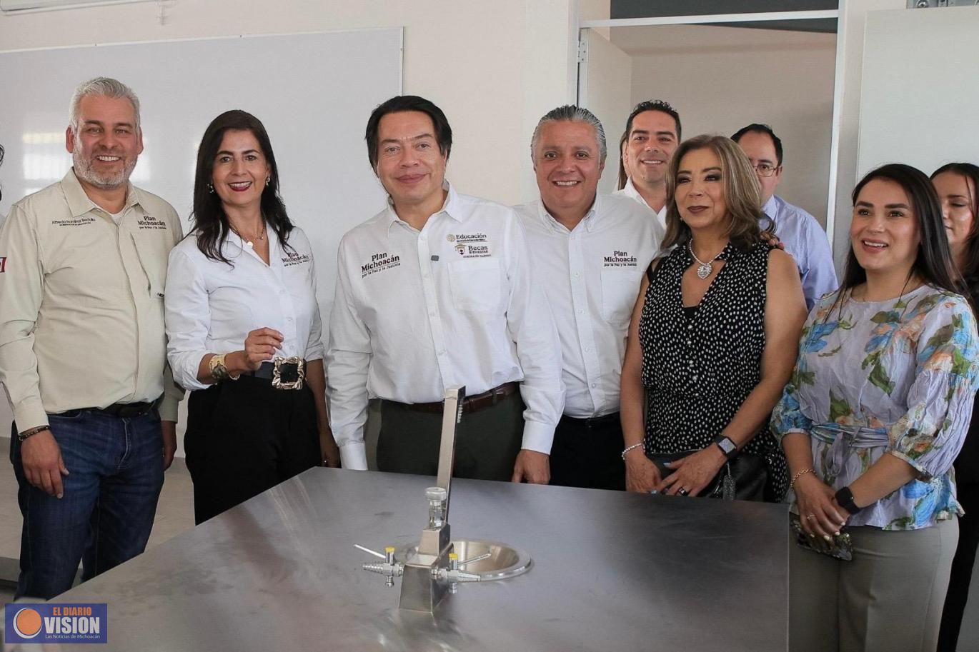 Escuela en Tejerías, modelo nacional: Gabriela Molina