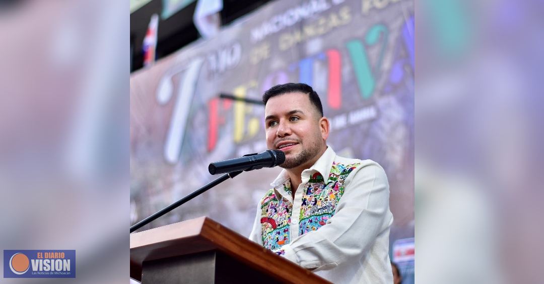 Refrenda Reyes Galindo su compromiso con la cultura y tradiciones del Distrito 22