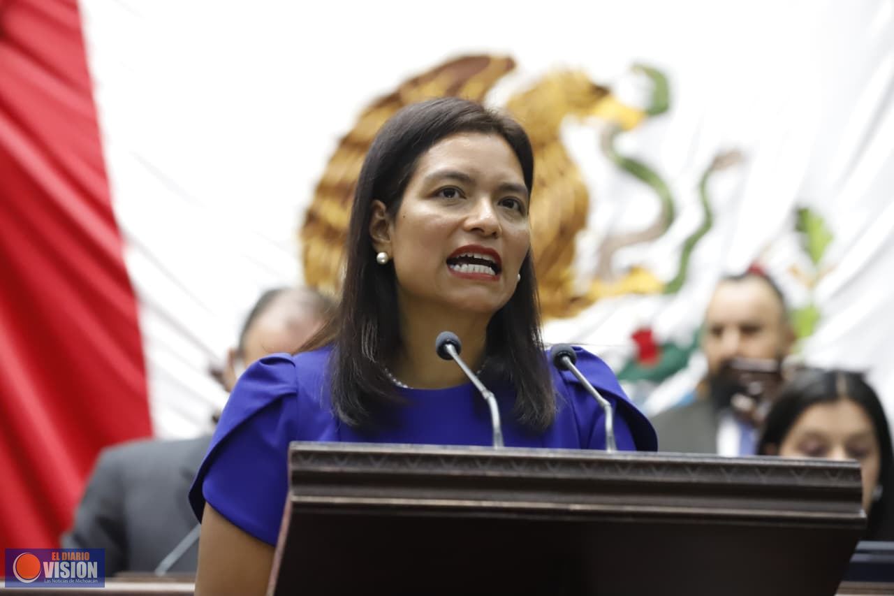 Impulsa Eréndira Isauro reforma para prevenir violencia escolar originada en redes sociales