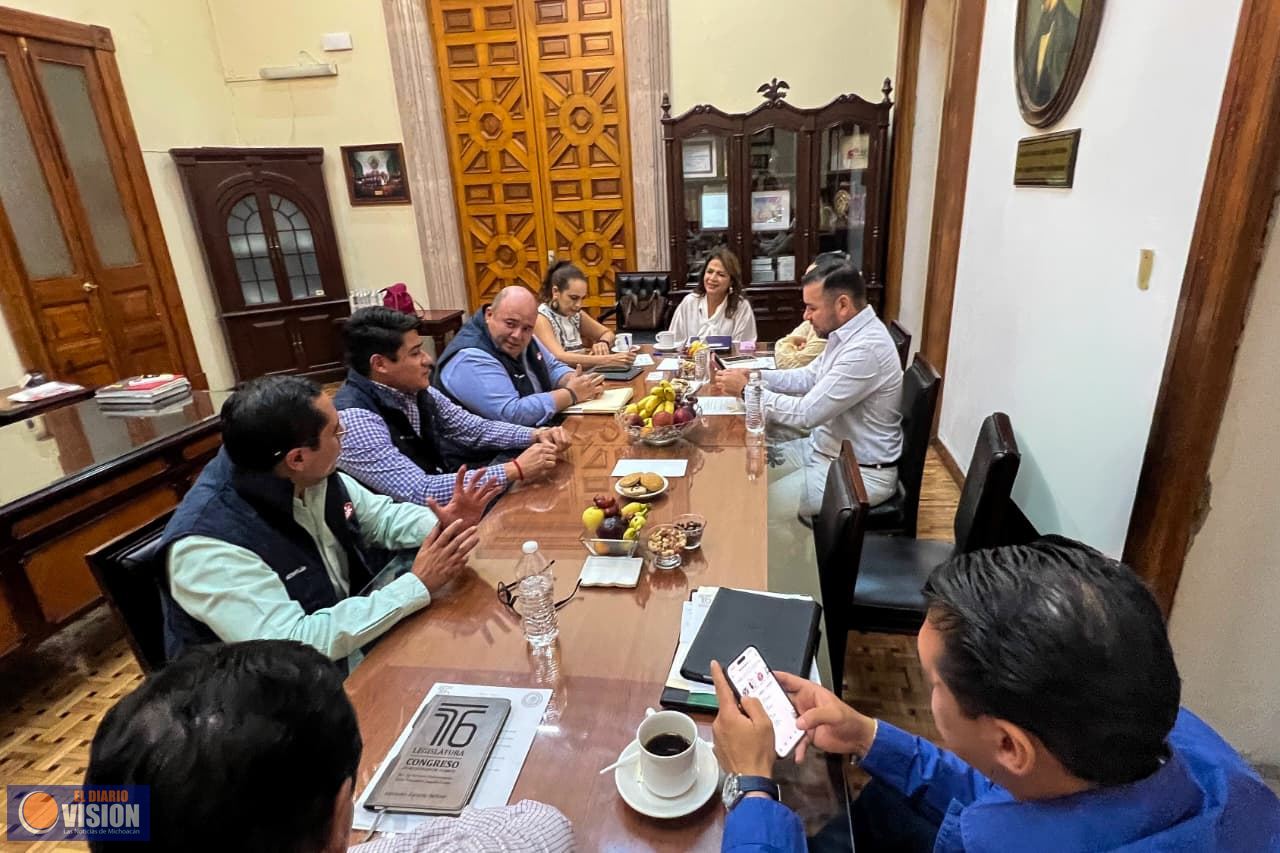 Recibe JUCOPO iniciativa ciudadana por parte de la CMIC