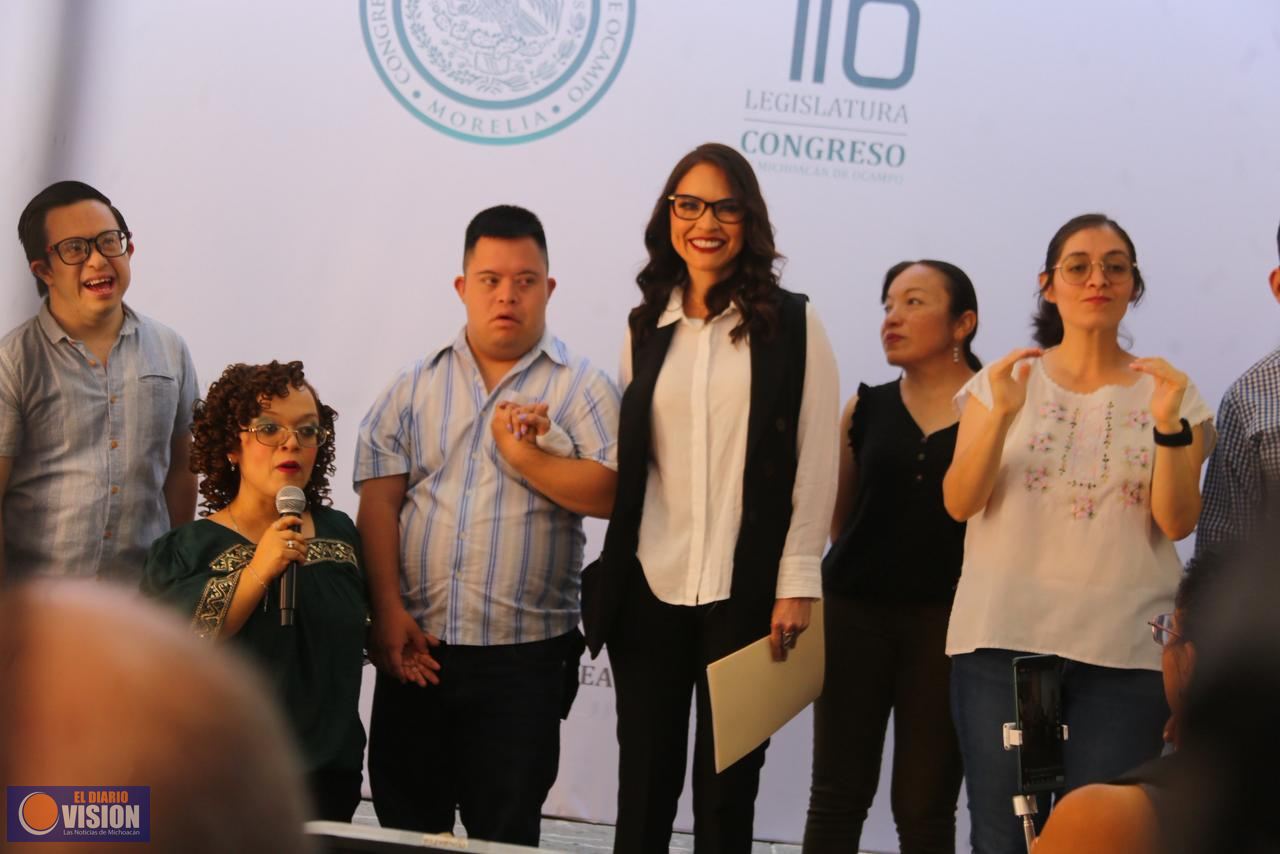 La inclusión laboral debe ser obligatoria y no caridad: Nalleli Pedraza