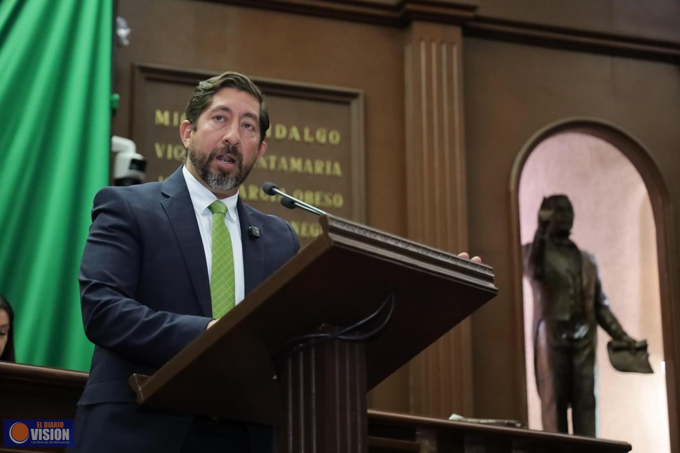 Propone Abraham Espinoza Villa licencia de conducir digital y gratuita en Michoacán