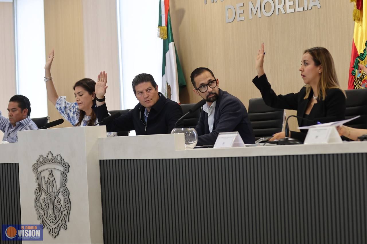 Aprueba Cabildo entrega de la Presea Generalísimo Morelos a Enrique Ramírez Villalón