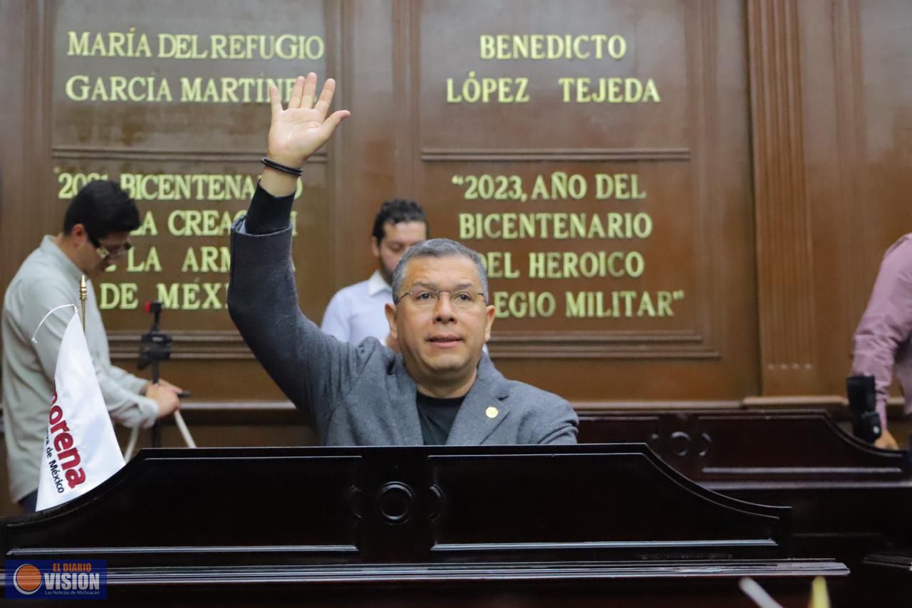 Logra Barragán reforma por la paridad en tenencias y encargaturas del orden