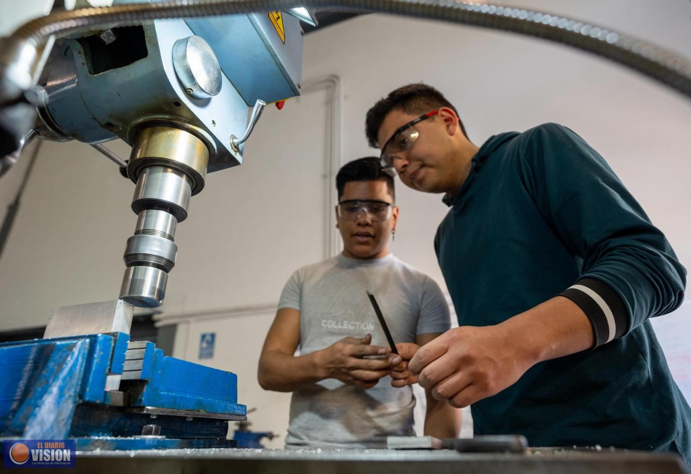 Con aval internacional, Ingenierías de la UMSNH cuentan con sello de calidad