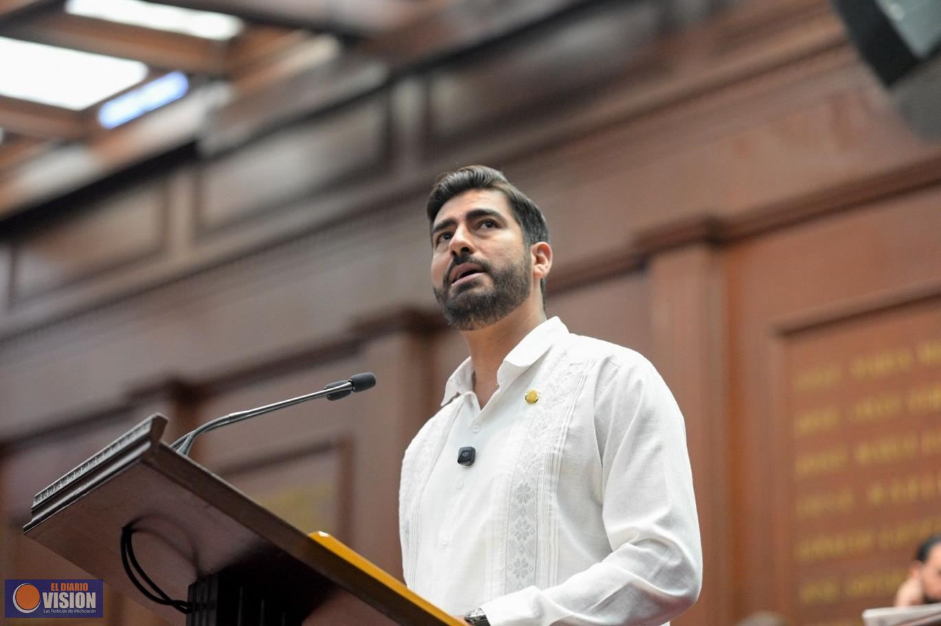 Alfonso Chávez propone reformar  Código Electoral para proteger a las mujeres por violencia política