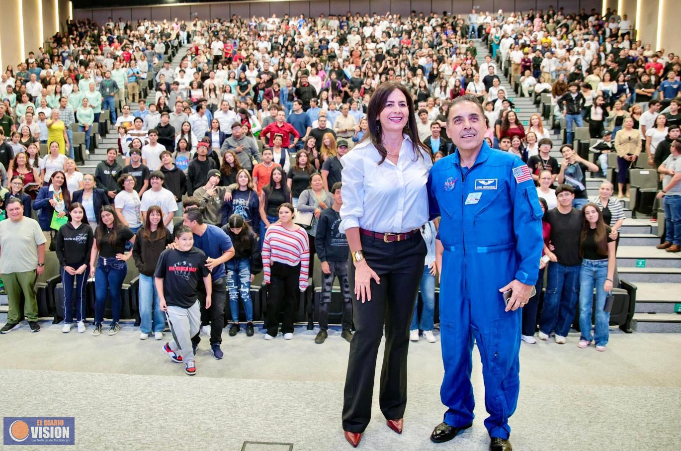 La educación transforma realidades; del campo michoacano al espacio exterior