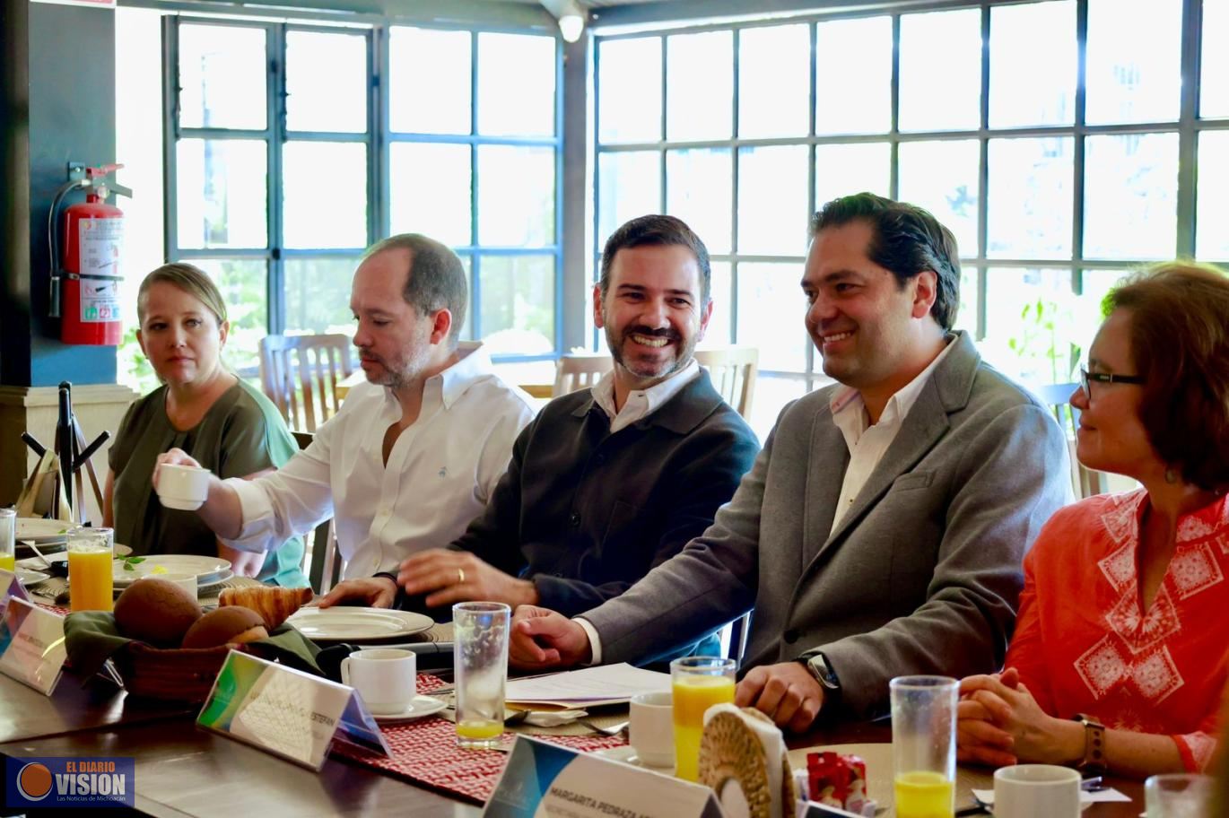 Yankel Benítez y Canirac, impulsan el orden en sector restaurantero de Morelia