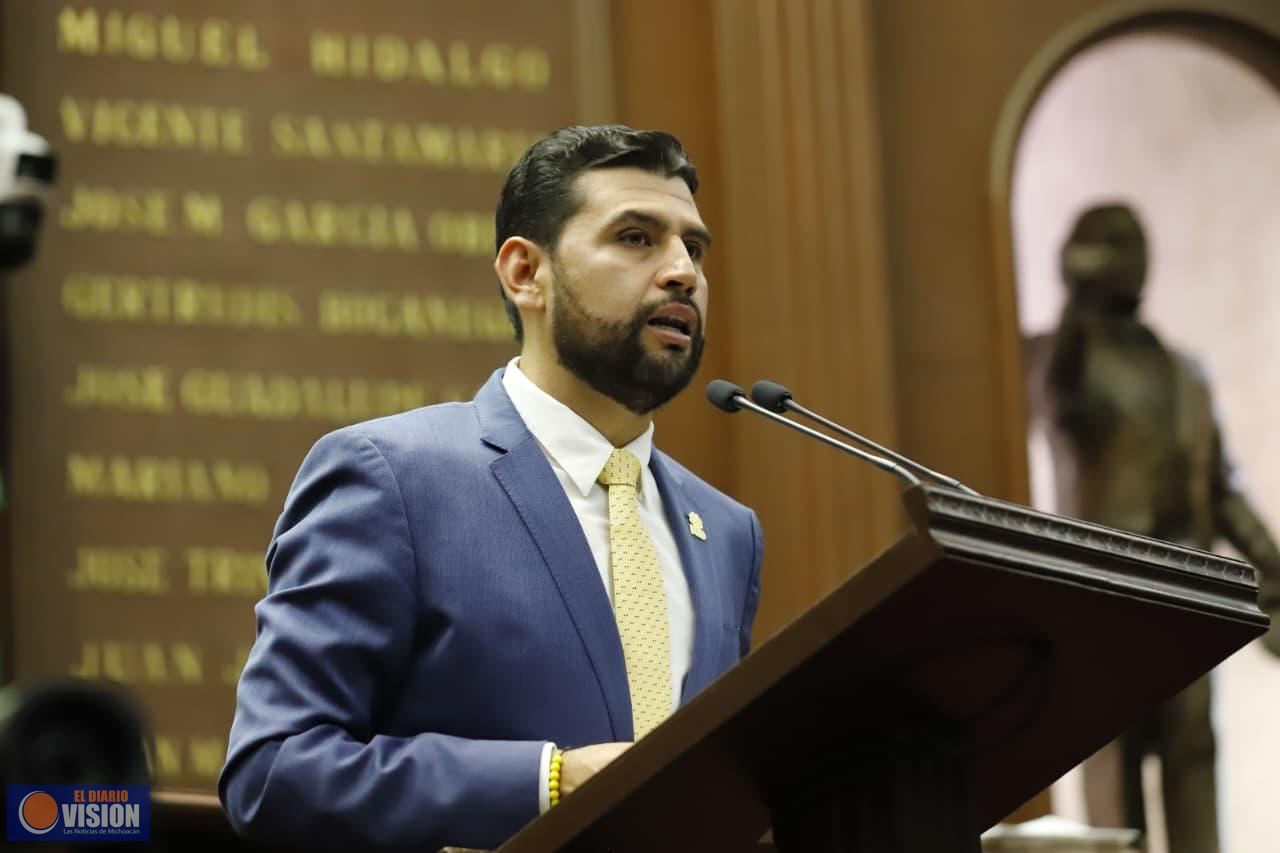 Octavio Ocampo impulsa reforma para  atención inmediata de migrantes desaparecidos o detenidos