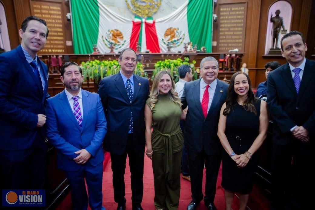 Dayana Pérez reconoce el legado ambiental de Homero Gómez durante entrega de distinción estatal