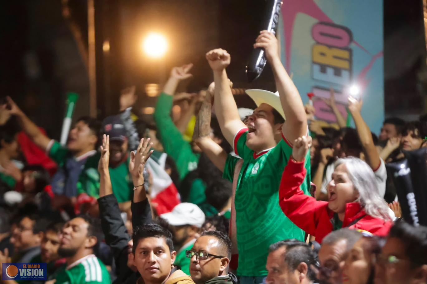 Nadie se queda fuera! El Jalo Futbolero tendrá otra pantalla gigante para el México vs. Inglaterra