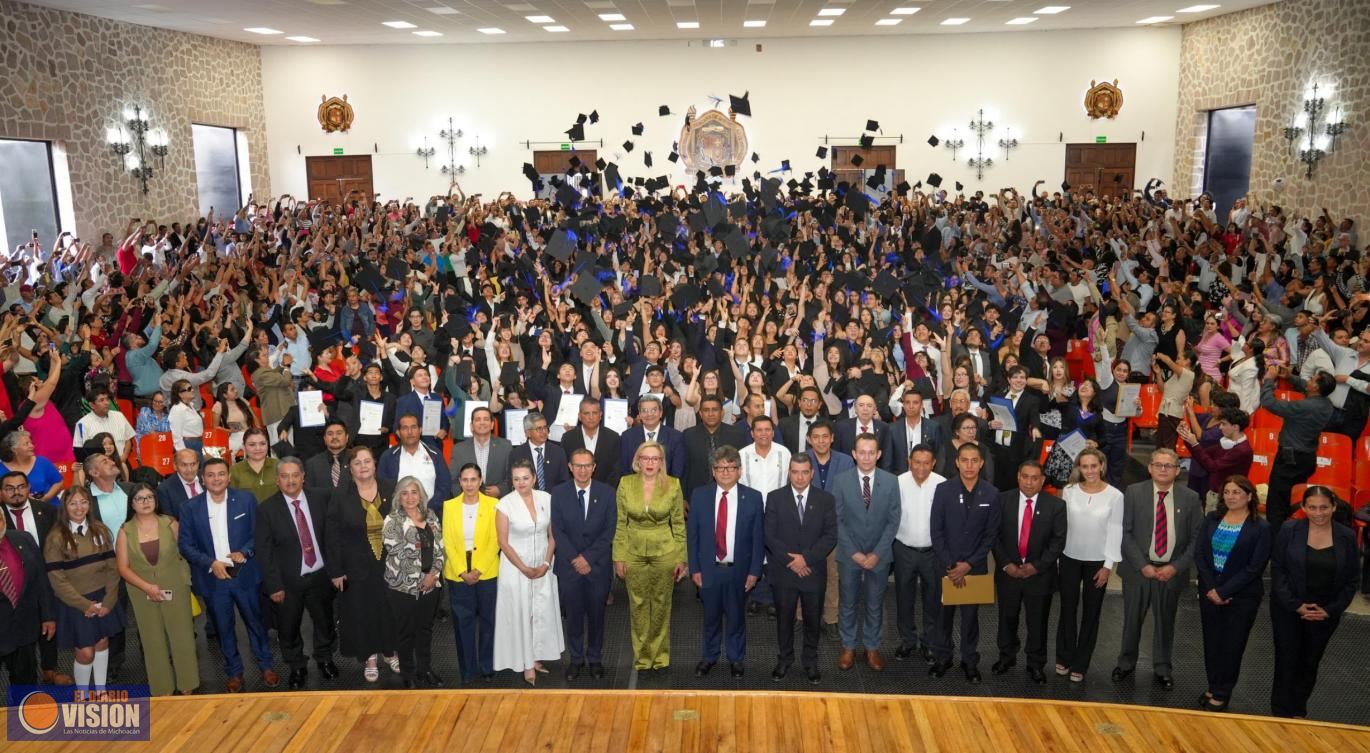 Inédito, Bachillerato Nicolaita alcanza cupo lleno en gestión de Yarabí Ávila 