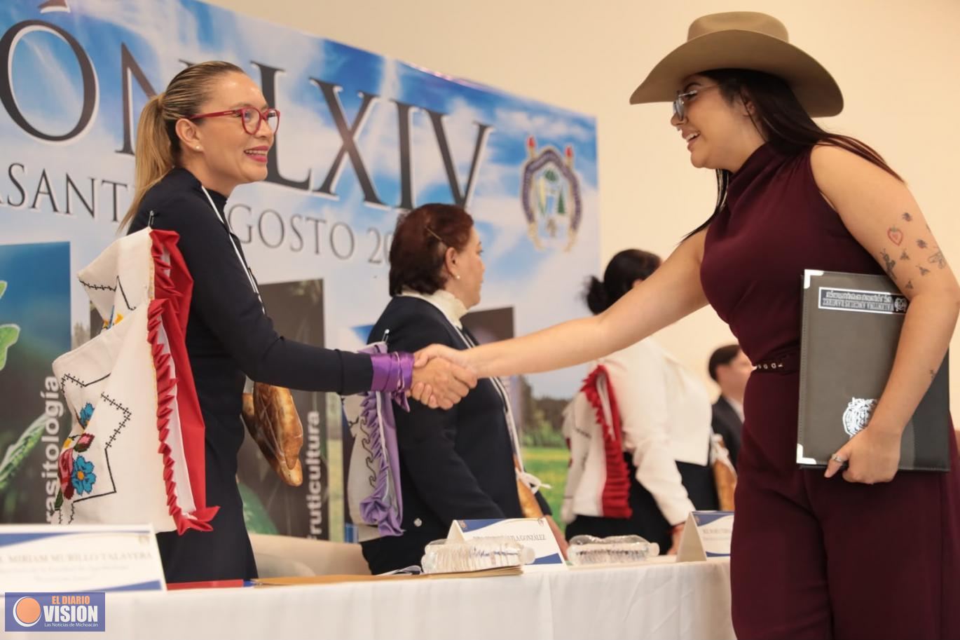 La UMSNH es el ente transformador de todo Michoacán: Yarabí Ávila 