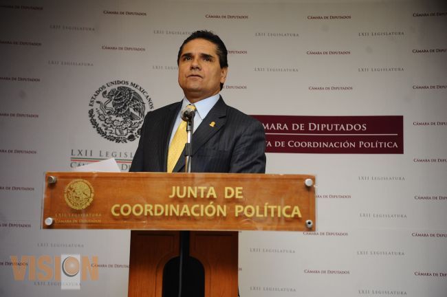 Prende PRD focos rojos tras decisión del PRI de abrir la puerta a IVA