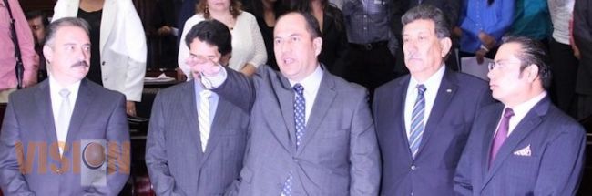 Rinde protesta Ramón Hernández Reyes como presidente del Consejo General del IEM
