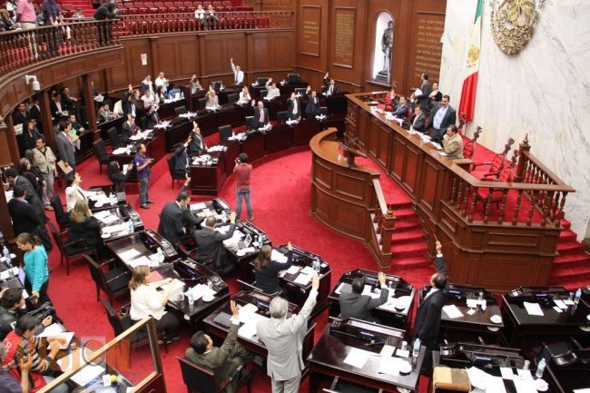 Proponen reducción de diputados y nueva  Ley de adquisiciones y licitaciones