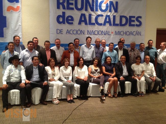 Urge crear agenda común para pago en municipios panistas: Luisa María Calderon