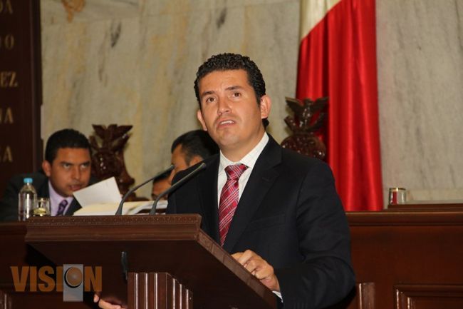 Propone Marco Polo Aguirre iniciativa para sancionar  uso indebido de líneas de emergencia