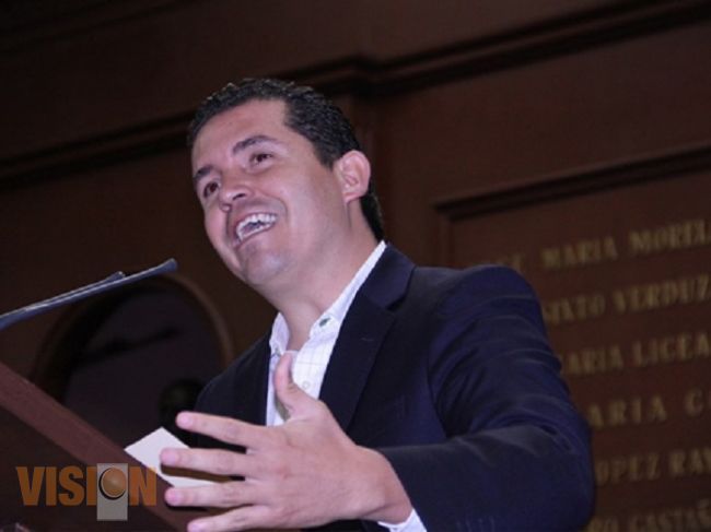 Congreso debe ser responsable en el tema de licencia de Fausto Vallejo: Marco Polo Aguirre.
