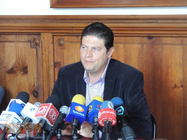 Queremos saber si puede o no seguir gobernando Fausto Vallejo: Alfonso Martínez.