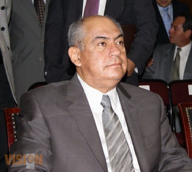 Jesús Reyna García, única opción para continuar como interino: Galván Infante.