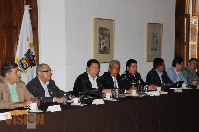 Disposición de sumar a favor de Michoacán, reunión con el gobernador Jesús Reyna: Pureco