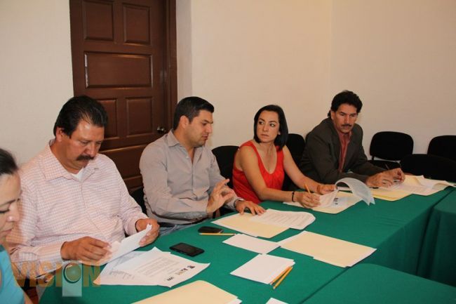 Congreso del Estado convoca a la Condecoración 