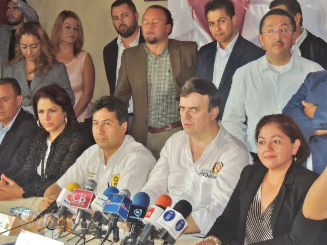 Presidente nacional del PRD y candidato a la presidencia en 2018, Aspiraciones de Macelo Ebrard.