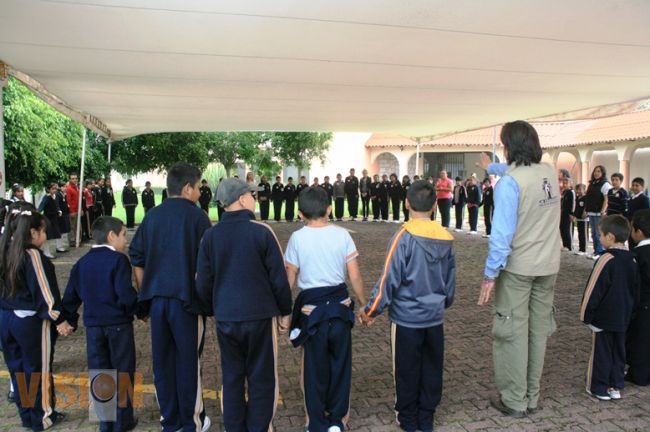 Si hoy son buenos niños, mañana serán buenos ciudadanos: Ramón Hernández