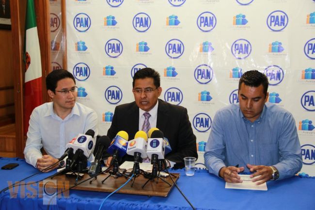 Fausto Vallejo Figueroa sigue cometiendo torpezas políticas: Miguel Ángel Chávez Zavala.