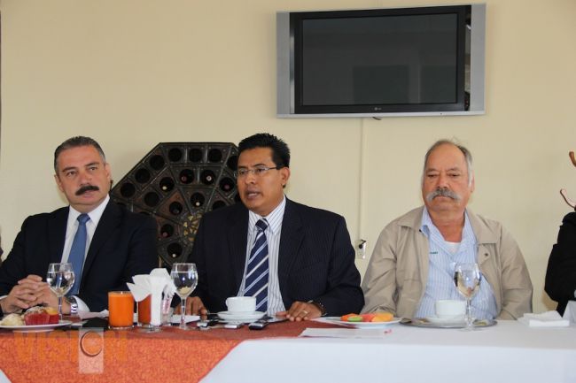 Aguacateros se unen a llamado del PAN contra Reforma Hacendaria