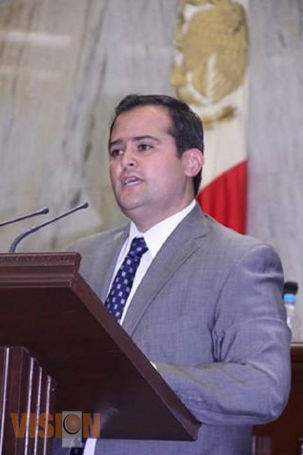 Para la protección del menor: Juan Carlos Orihuela