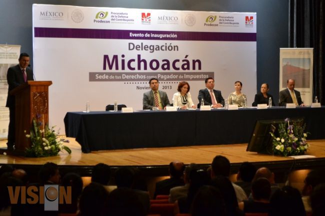 Olivio López acude a inauguración de la Prodecon en Michoacán