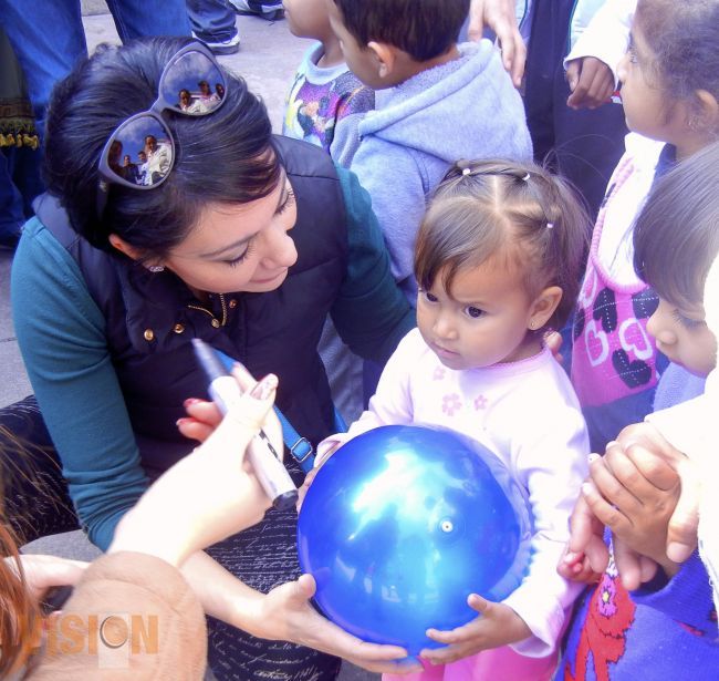 Diputada Ligia López contribuye en juguepan en beneficio de niños de escasos recursos de La Piedad.