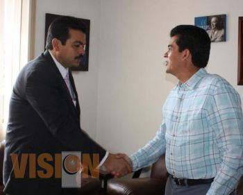 Visitan funcionarios del IFE la sede estatal del PAN