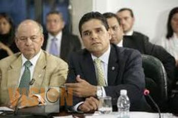 Necesaria ley que regule candidaturas ciudadanas y terminar con la partidocracia: Aureoles Conejo