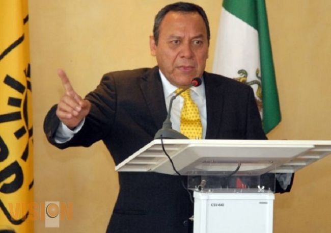 Debe ser Fausto Vallejo quien declare ante la PGR y explique a los michoacanos los vínculos 