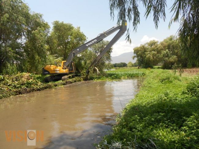 Avance del 60% en limpieza profunda de drenes de Morelia.