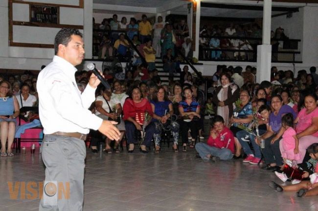 Legisladores deben ser sensibles a los retos que enfrentan madres michoacanas: Olivio López