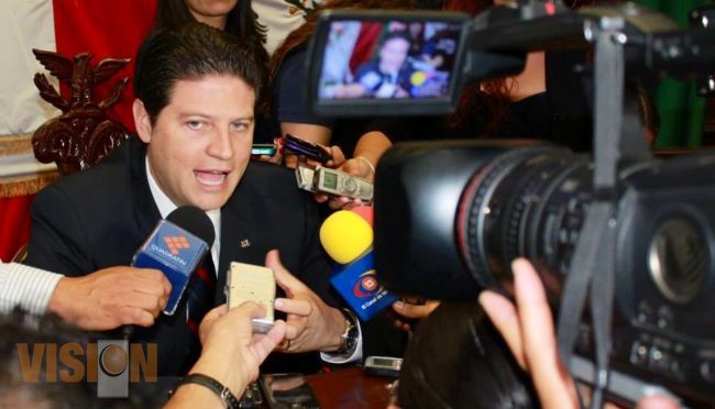 Indispensable la libertad de expresión para mejorar democracia en México: Alfonso Martínez