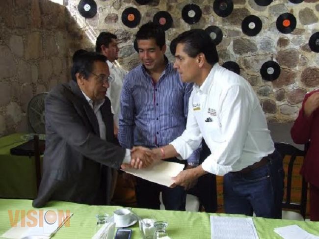Demanda Silvano Aureoles apoyo para empresarios