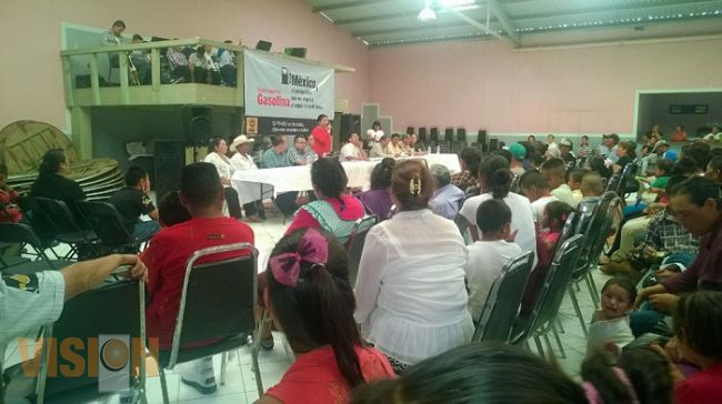 Acelerar el paso en la recabación de firmas para la Consulta Popular llama Torres Piña.