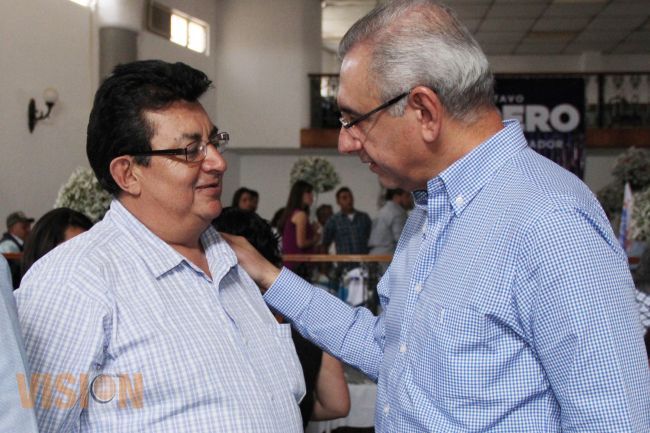 Llama Salvador Vega al Gobernador a voltear a ver a los empresarios michoacanos.