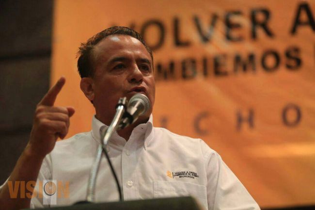 Necesario que PGR llame a declarar a Fausto Vallejo, y demás funcionarios que involucra su hijo.