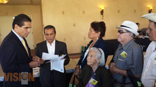 Reconoce alcalde de Los Ángeles y Cónsul General trabajo de Silvano en pro de comunidades migrantes