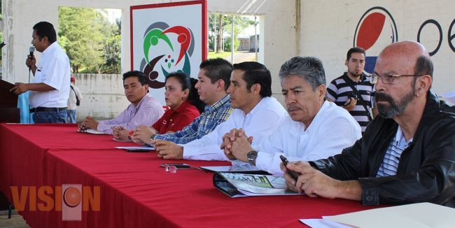Las autoridades municipales impulsan la actividad agrícola de Uruapan