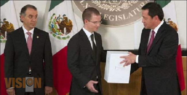 Osorio Chong entregará II informe de Gobierno de Peña Nieto